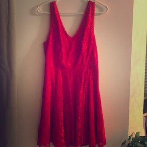 Red Lace Mini Dress 💃🏼❤️